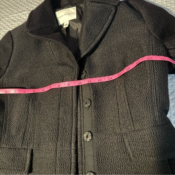 Banana Republic Classic Black Trench Coat | Very Good Condition - Picture 10 of 14